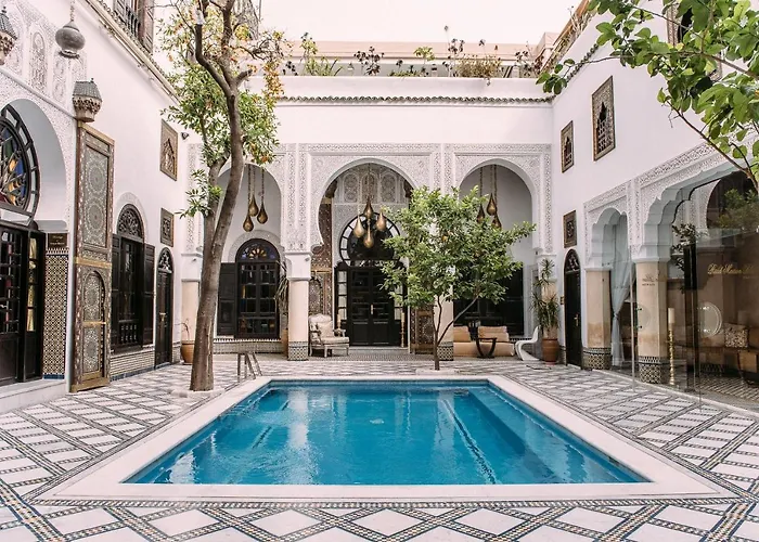 Riad Maison Bleue And Spa